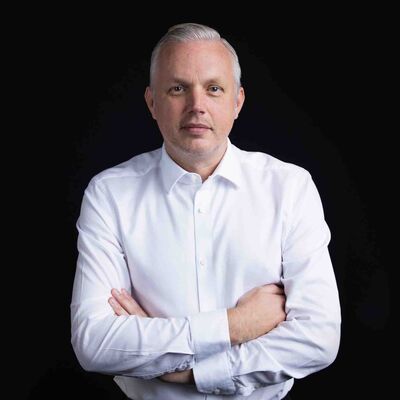 Neil Bowler, Chief Operating Officer Neil Bowler, Chief Operating Officer